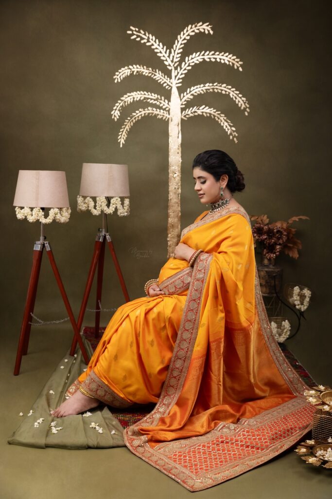 Indian style maternity photoshoot 