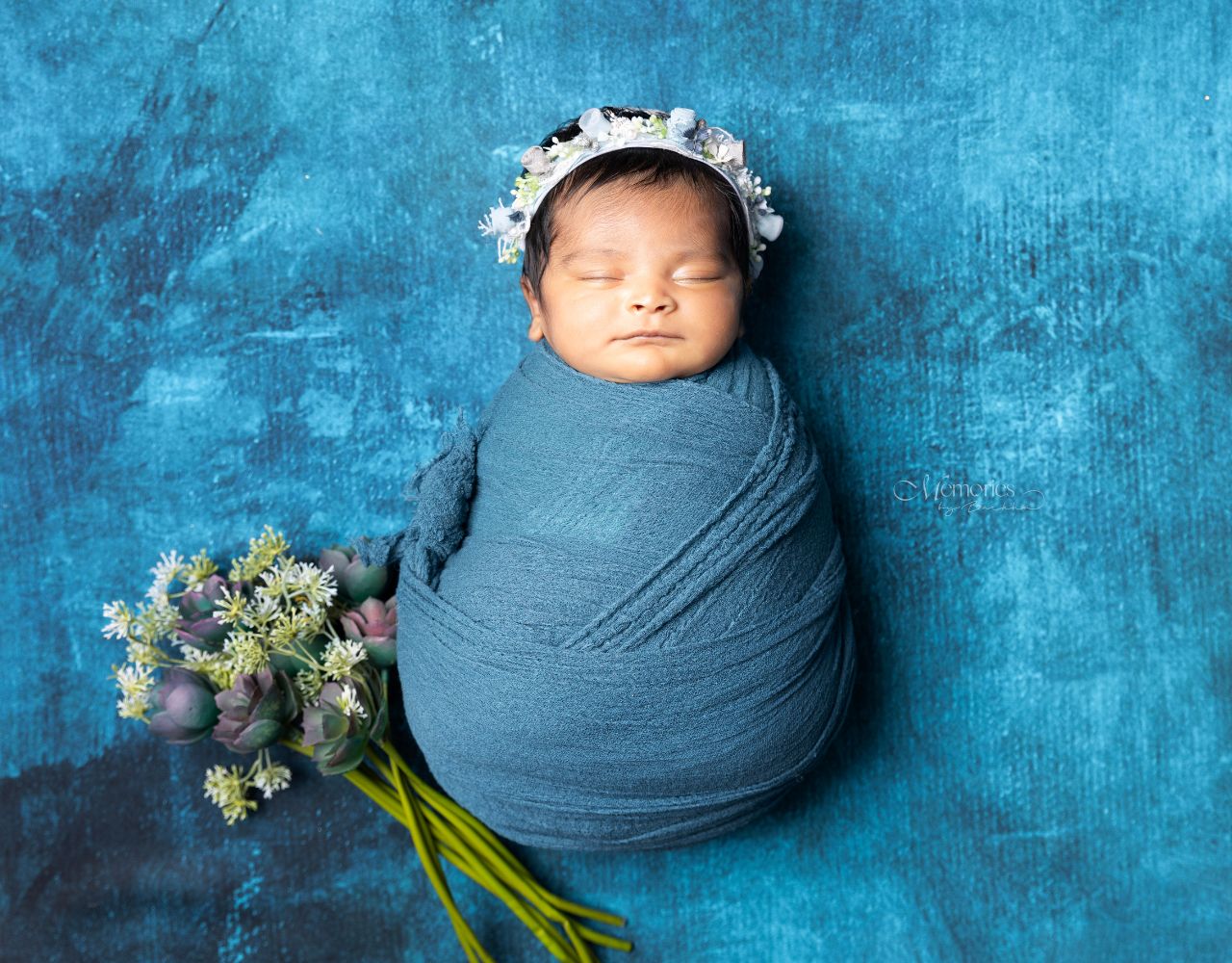 The Art of Posing: Positioning Newborns for Adorable Shots